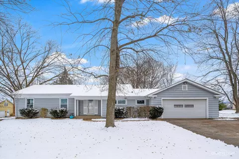 1 N657 Harley Rd, Elburn, IL 60119