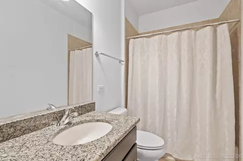 1008 Broadmoor Dr, Elgin, IL 60124 photo 20