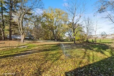 1709 Riverside Dr N, Mchenry, IL 60050 photo 25