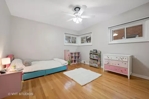 8952 Forestview Rd, Evanston, IL 60203 photo 17