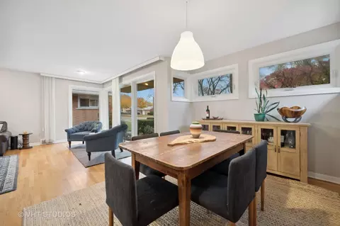 8952 Forestview Rd, Evanston, IL 60203 photo 9