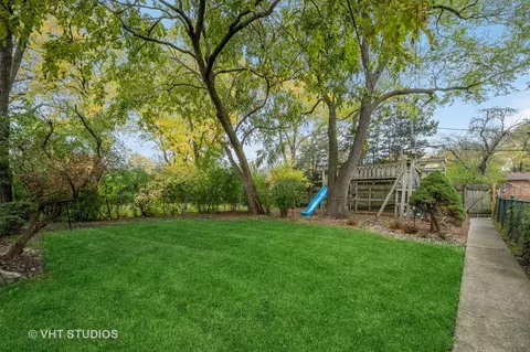 8952 Forestview Rd, Evanston, IL 60203 photo 25