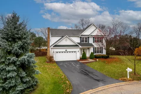 2861 Harrisburg Ct, Lindenhurst, IL 60046