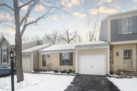 373 W Tanglewood Ave, Palatine, IL 60067
