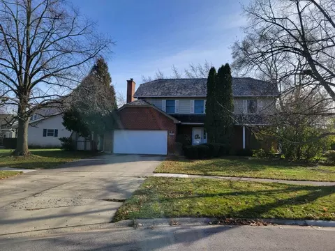 17685 W Noreen Ct, Gurnee, IL 60031
