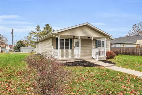 203 W Main St, Ogden, IL 61859 photo 3