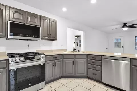 203 W Main St, Ogden, IL 61859 photo 10
