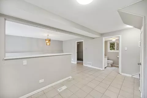 660 Alcoa Ln, Hoffman Estates, IL 60169 photo 19