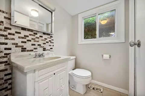 660 Alcoa Ln, Hoffman Estates, IL 60169 photo 20