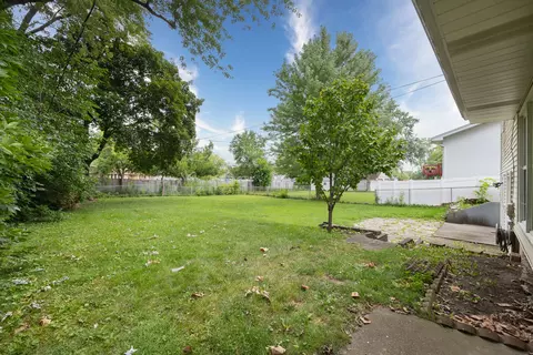 660 Alcoa Ln, Hoffman Estates, IL 60169 photo 5