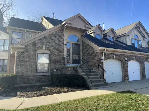 2312 Magnolia Ct E #206-2, Buffalo Grove, IL 60089
