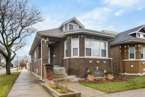 9301 S Racine Ave, Chicago, IL 60620