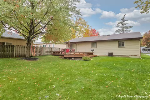 1618 Knoll Ave, Mchenry, IL 60050 photo 14