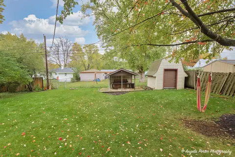 1618 Knoll Ave, Mchenry, IL 60050 photo 13