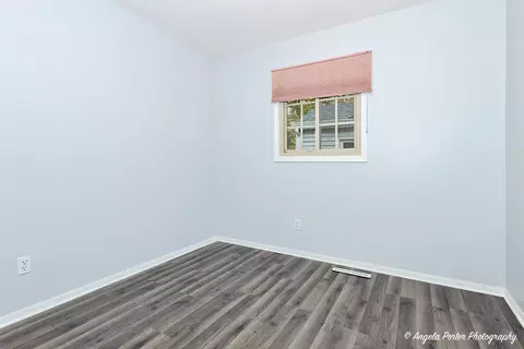 1618 Knoll Ave, Mchenry, IL 60050 photo 10