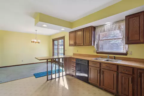 13 James Ct, Sidney, IL 61877 photo 8