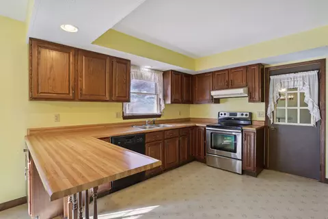 13 James Ct, Sidney, IL 61877 photo 10