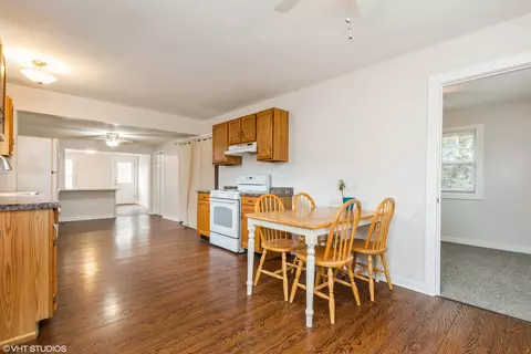 413 S Highland Dr, Lakemoor, IL 60051 photo 21