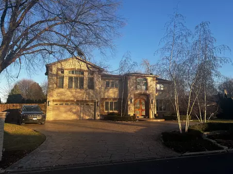 1201 S Douglas Ave, Arlington Heights, IL 60005