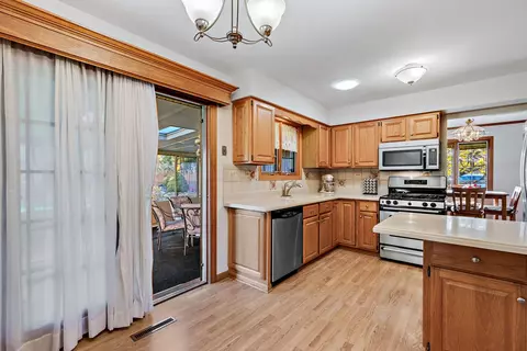 7115 Sholer Ave, Bridgeview, IL 60455 photo 8