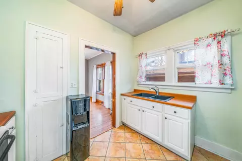 1238 Douglas St, Ottawa, IL 61350 photo 13