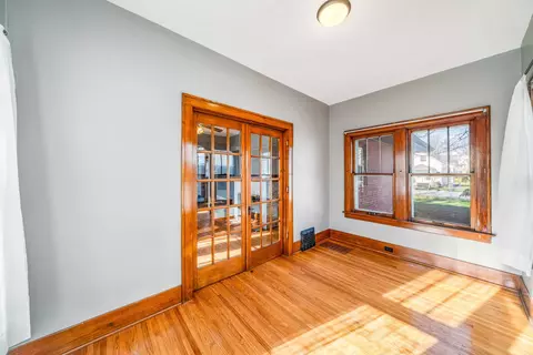 1238 Douglas St, Ottawa, IL 61350 photo 9