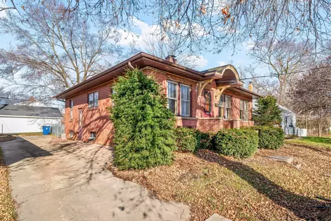 1238 Douglas St, Ottawa, IL 61350 photo 2
