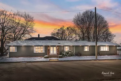710 Perry St, Bradley, IL 60915