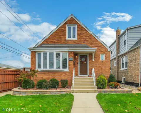 5515 S Rutherford Ave, Chicago, IL 60638