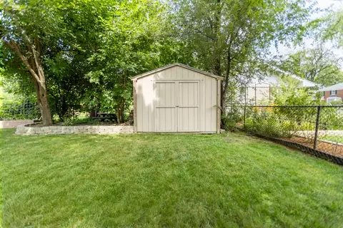 1204 Devon Ave, Park Ridge, IL 60068 photo 39