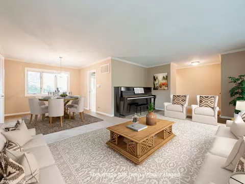 3305 Saint James St, Rolling Meadows, IL 60008 photo 14