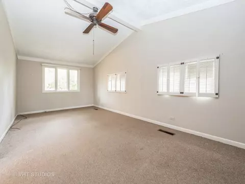 3305 Saint James St, Rolling Meadows, IL 60008 photo 11