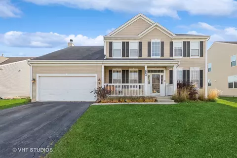 664 Verdi St, Woodstock, IL 60098