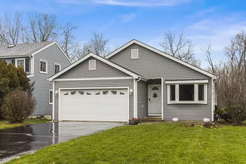 26 W152 Prairie Ave, Wheaton, IL 60187
