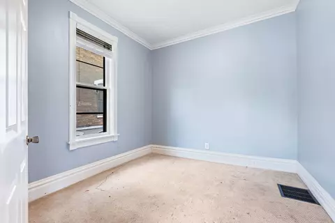 490 Division St, Elgin, IL 60120 photo 10
