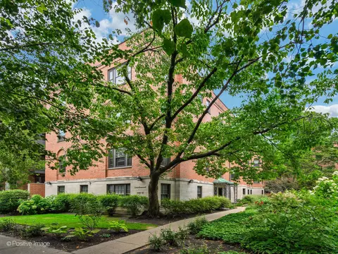 2501 Prairie Ave #3G, Evanston, IL 60201
