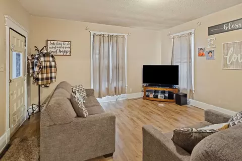 1401 E 4th St, Sterling, IL 61081 photo 5