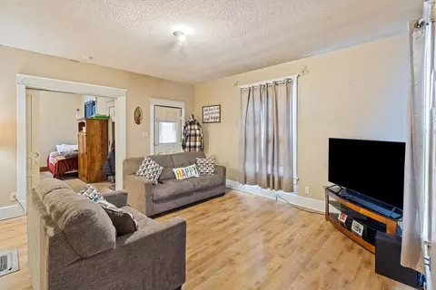 1401 E 4th St, Sterling, IL 61081 photo 4