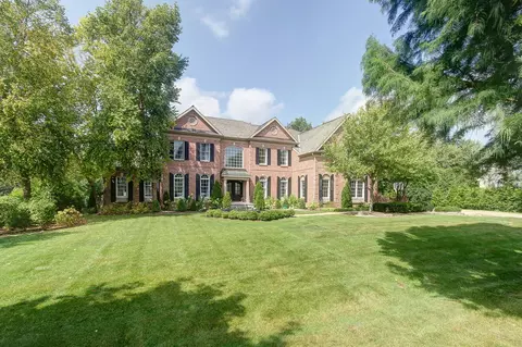 4834 Wilderness Ct, Long Grove, IL 60047