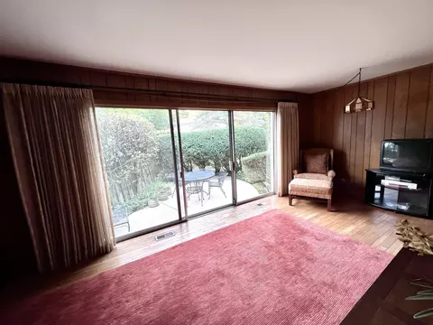 2860 White Pine Dr, Northbrook, IL 60062 photo 7