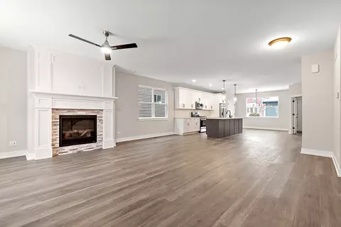 Living - 7645 W 65th Pl, Summit, IL 60501 photo 3 of 3