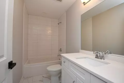 Bath - 7645 W 65th Pl, Summit, IL 60501 photo 5 of 5