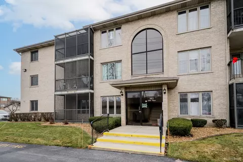 5017 139th Pl #704, Crestwood, IL 60445