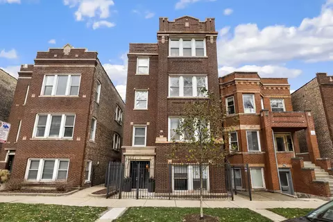 2310 W Huron St #2A, Chicago, IL 60612