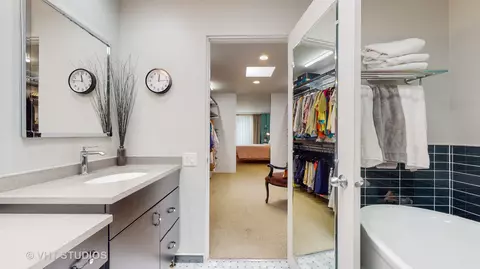 904 S Morgan St, Chicago, IL 60607 photo 22