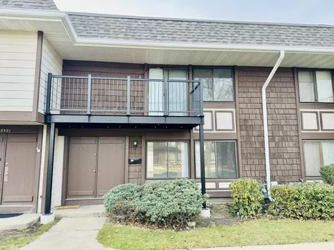 5525 Court Q, Hanover Park, IL 60133
