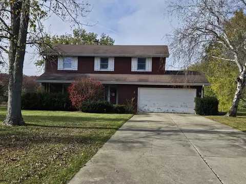39120 N Winchester Rd, Wadsworth, IL 60083