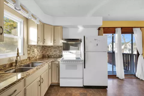 104 W Grant St, Philo, IL 61864 photo 14