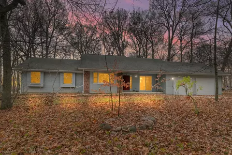 11605 Deerpath Rd, Sycamore, IL 60178