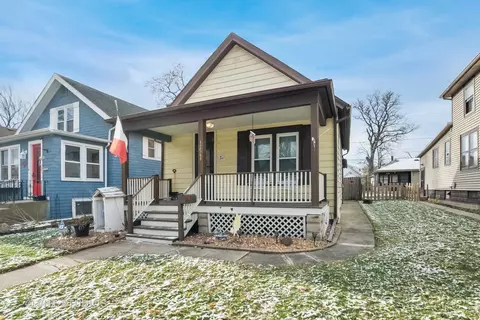 12548 Maple Ave, Blue Island, IL 60406